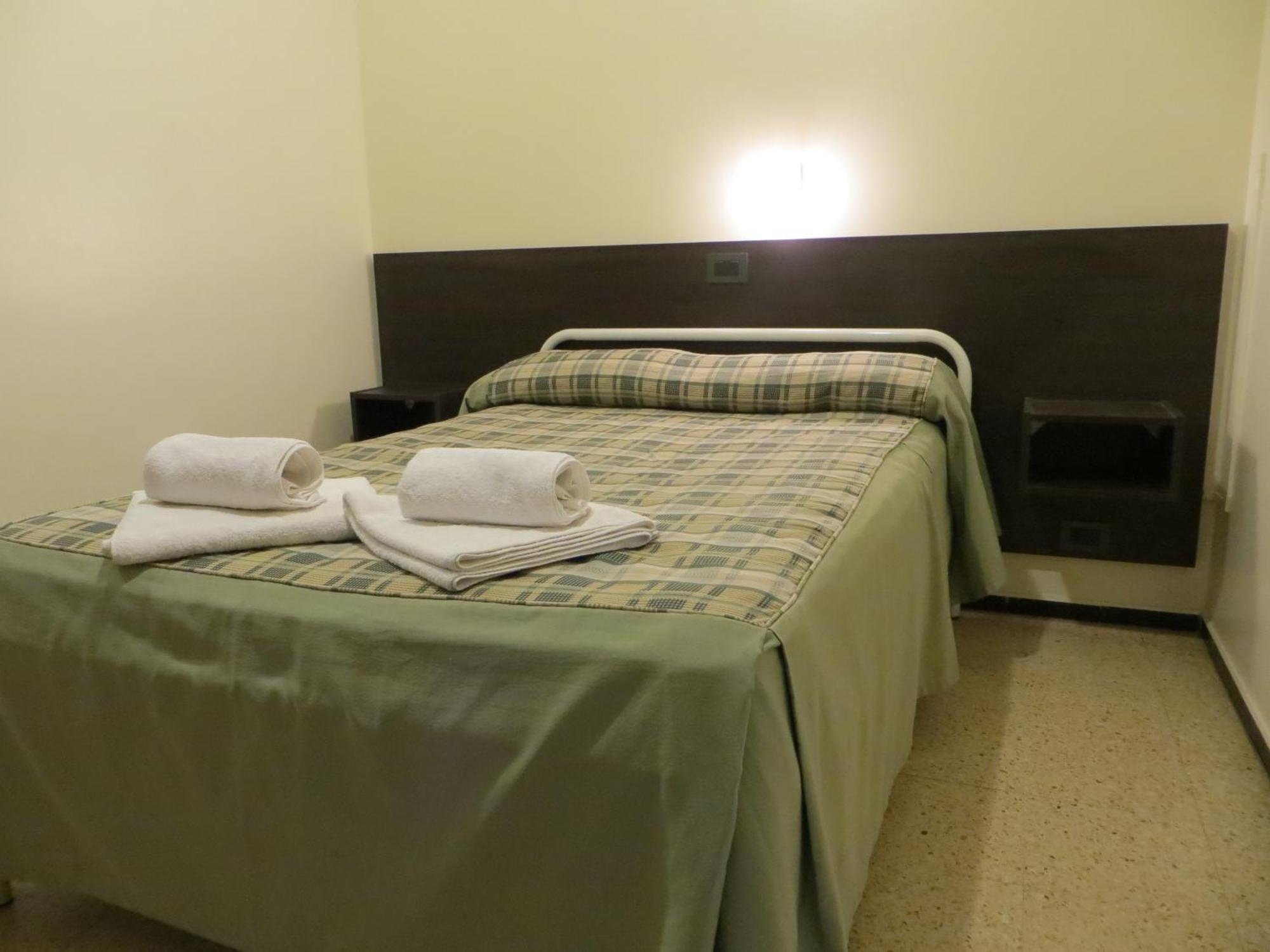 Hotel Margal メンドーサ エクステリア 写真